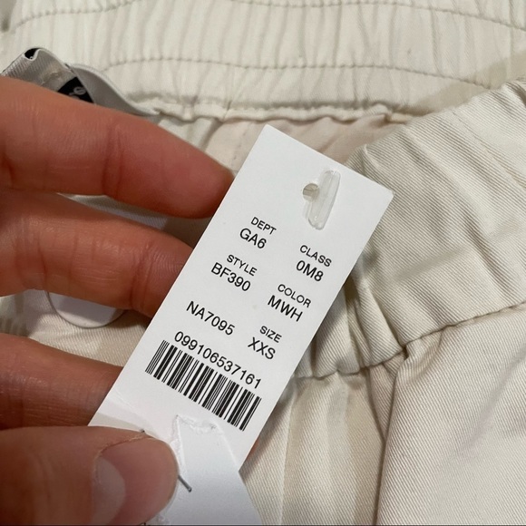 J crew pull on shorts lightweight chino mountain white - Picture 3 of 3